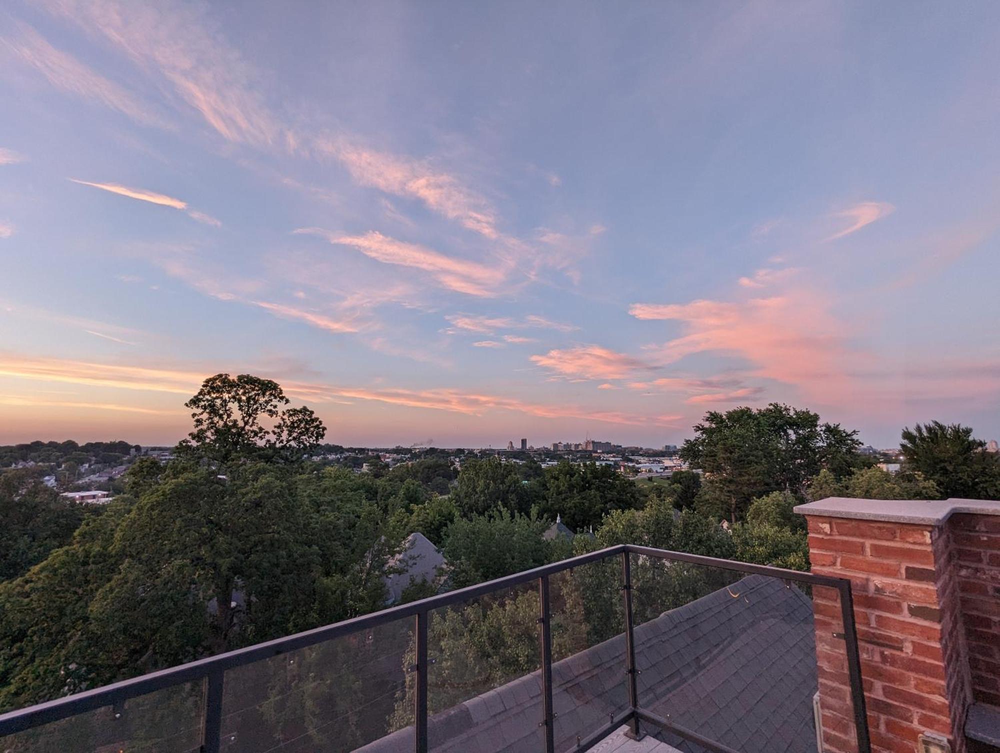 Gothic Heights Inn Clifton Heights Esterno foto