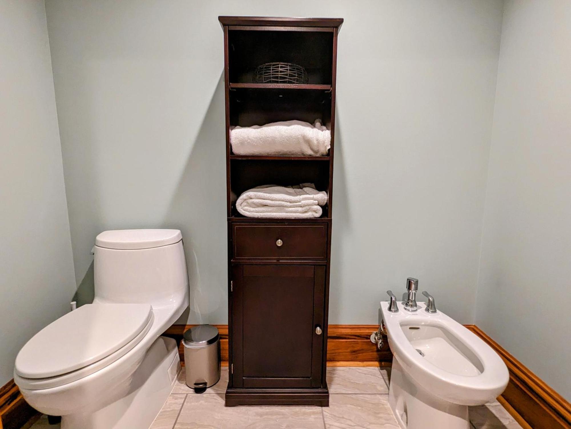 Gothic Heights Inn Clifton Heights Esterno foto