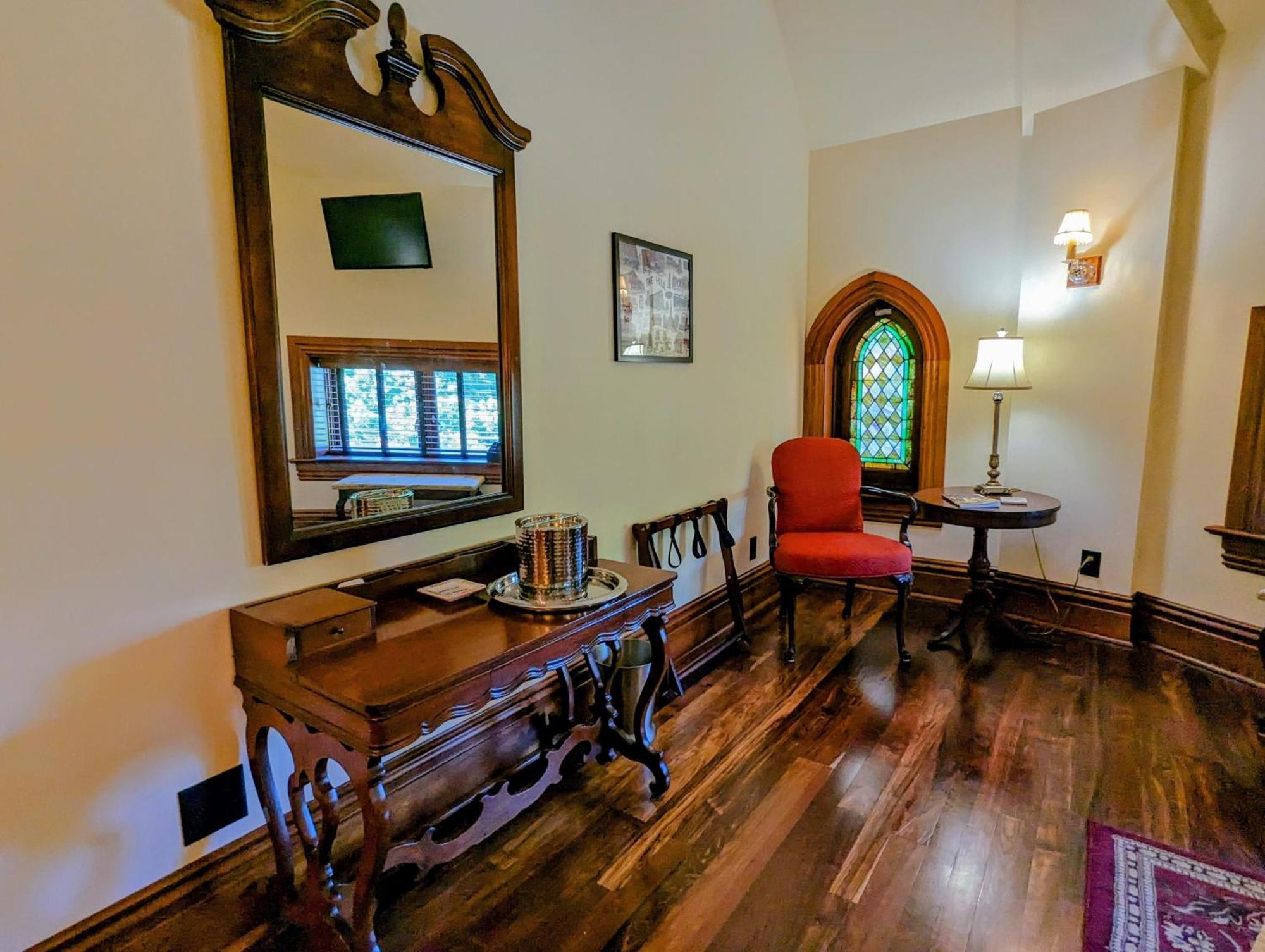 Gothic Heights Inn Clifton Heights Esterno foto